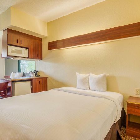 Trident Inn & Suites, Baton Rouge (Adults Only) Prairieville Kültér fotó