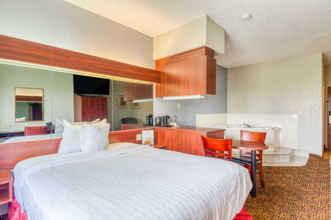 Trident Inn & Suites, Baton Rouge (Adults Only) Prairieville Kültér fotó